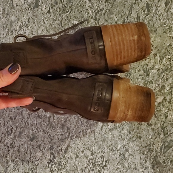 SOREL Boots Women's 7 - Picture 3 of 11